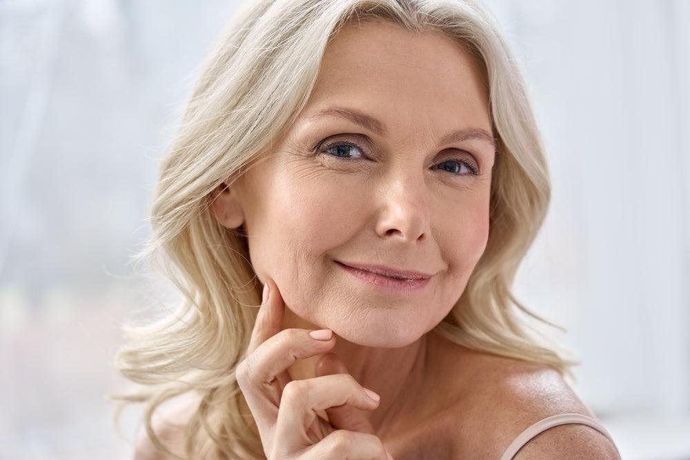 How do peptides help in slowing the process of aging? - LanveurBotanica